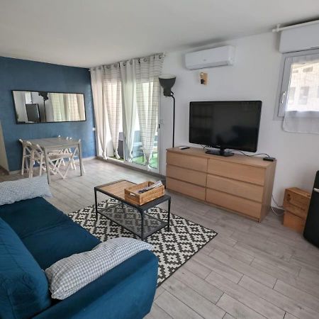 Charmant 2P, Piscine, Clim, A 5 Min De La Plage Vallauris Zewnętrze zdjęcie